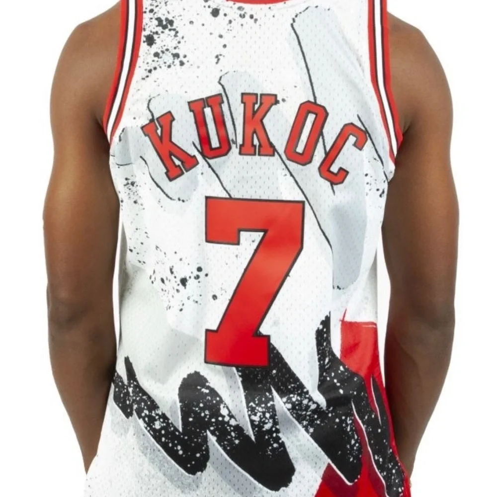 New Mitchell & Ness White Chicago Bulls 97-98 Toni Kukoc Swingman Jersey S - Picture 11 of 11